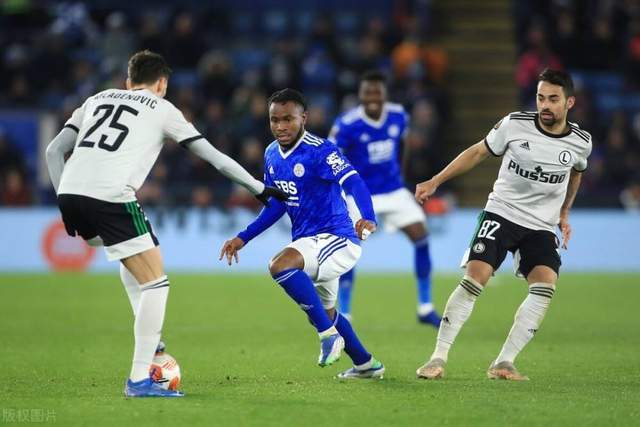 尼克斯森林狼交易细节更新 黄蜂作为第3方加入